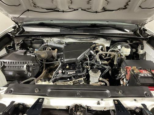 2019 Toyota Tacoma SR