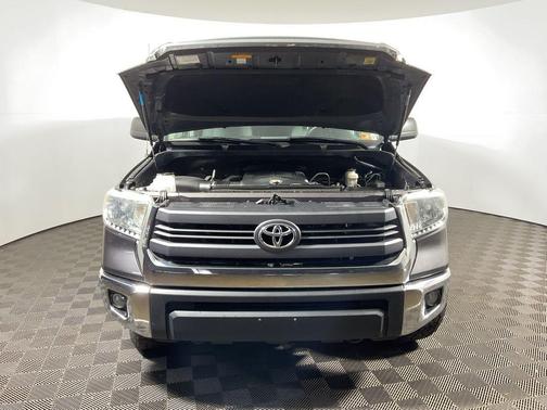 2015 Toyota Tundra SR5