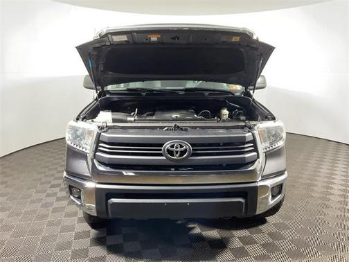 2015 Toyota Tundra SR5