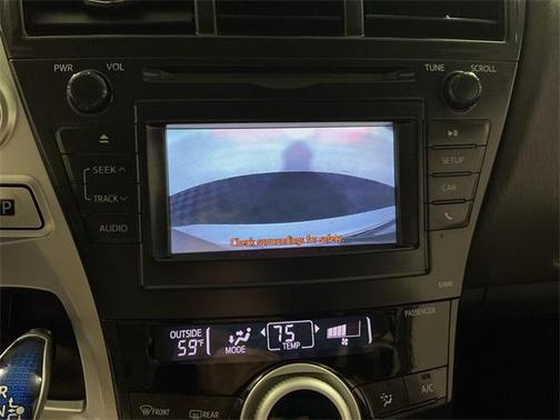 2014 Toyota Prius v Two