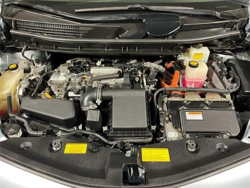 2014 Toyota Prius v Two