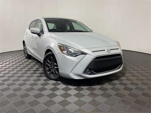 2020 Toyota Yaris Sedan LE