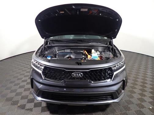 Photo 5 of 40 of 2021 Kia Sorento Hybrid S