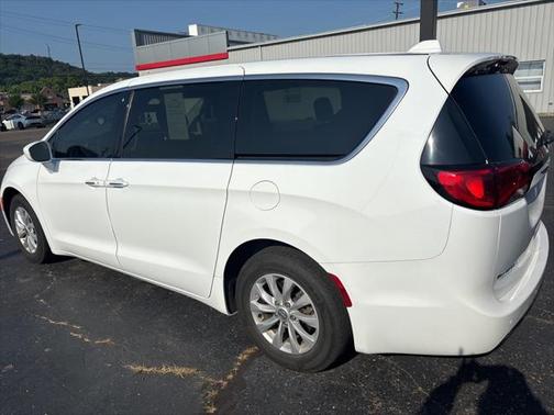 2019 Chrysler Pacifica Touring Plus