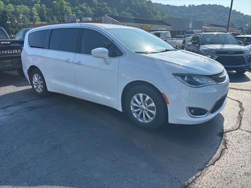 2019 Chrysler Pacifica Touring Plus