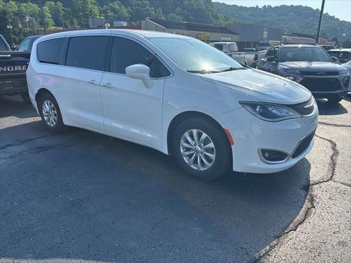 2019 Chrysler Pacifica Touring Plus