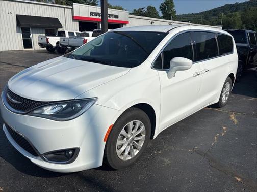 2019 Chrysler Pacifica Touring Plus