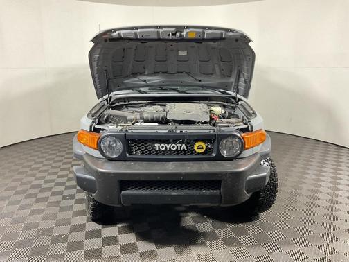 2013 Toyota FJ Cruiser Base