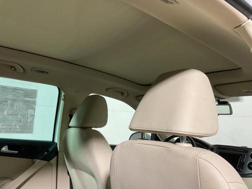 2017 Volkswagen Tiguan 2.0T Wolfsburg Edition