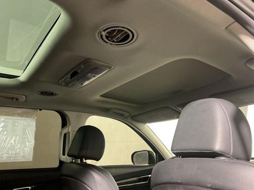 Ebony Black 2023 Kia Telluride SX