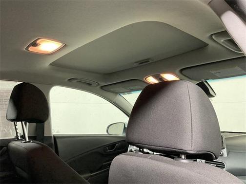 2020 Hyundai KONA SEL Plus