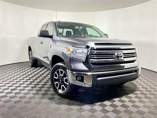 2017 Toyota Tundra SR5