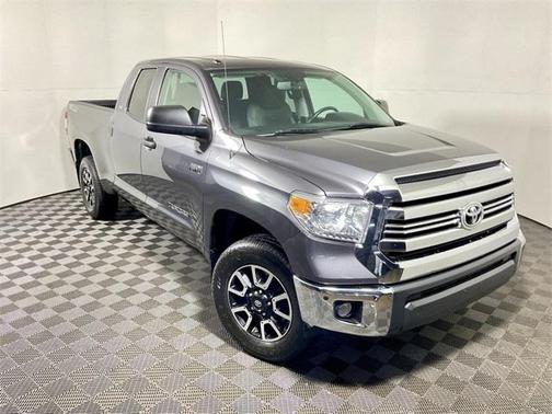2017 Toyota Tundra SR5