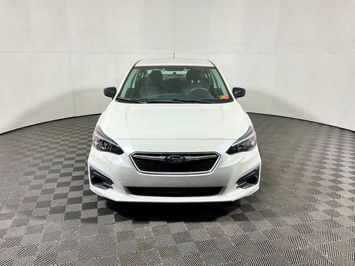 2019 Subaru Impreza 2.0i