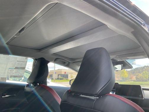 2025 Toyota Prius Plug-In Hybrid XSE Premium