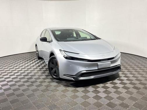 2023 Toyota Prius LE