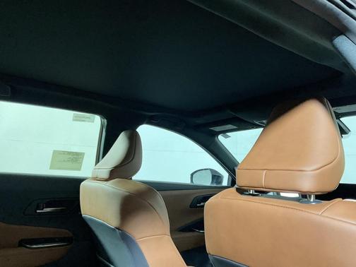 2025 Toyota Crown Signia Limited