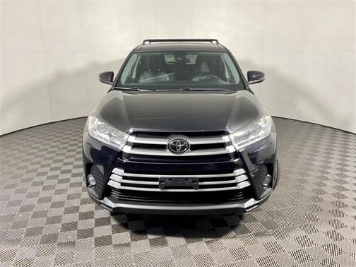 2017 Toyota Highlander LE