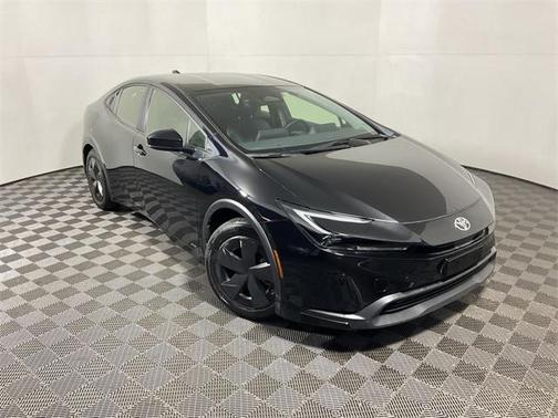 2025 Toyota Prius LE