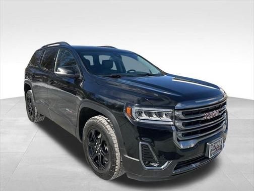 2022 GMC Acadia AWD AT4