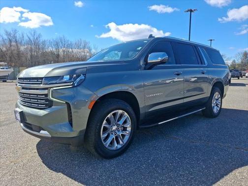 2023 Chevrolet Suburban Premier