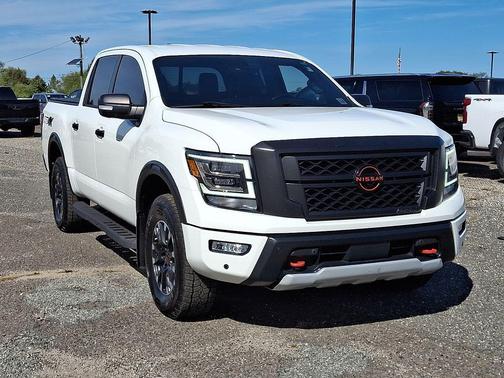 2023 Nissan Titan PRO-4X