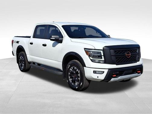 2023 Nissan Titan PRO-4X