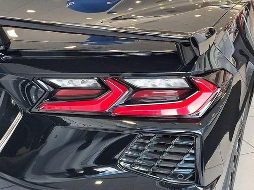 2026 Chevrolet Corvette Stingray w/2LT