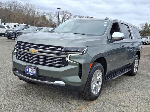 2023 Chevrolet Suburban Premier
