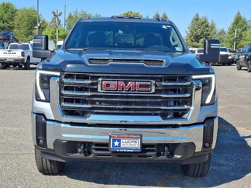 2025 GMC Sierra 2500 SLE