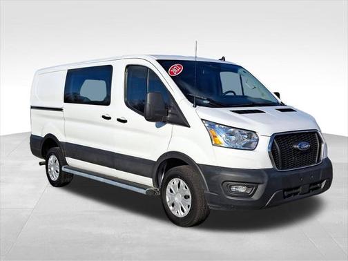 2022 Ford Transit-250 Base