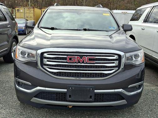 2018 GMC Acadia SLE-2