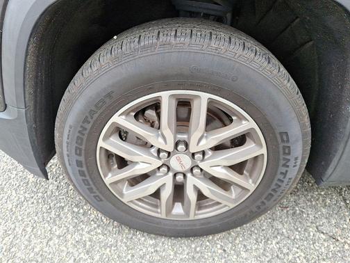 2018 GMC Acadia SLE-2