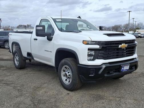 2025 Chevrolet Silverado 3500 WT