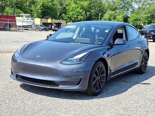 2022 Tesla Model 3 Long Range