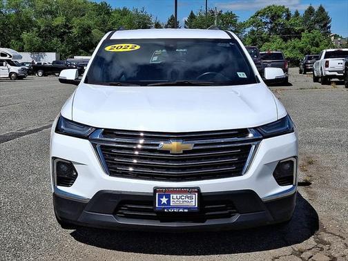2022 Chevrolet Traverse LT Leather