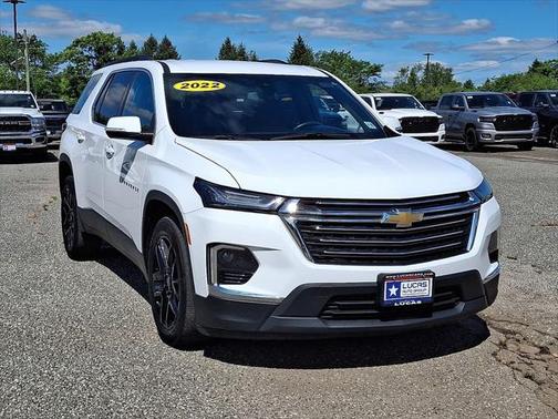 2022 Chevrolet Traverse LT Leather