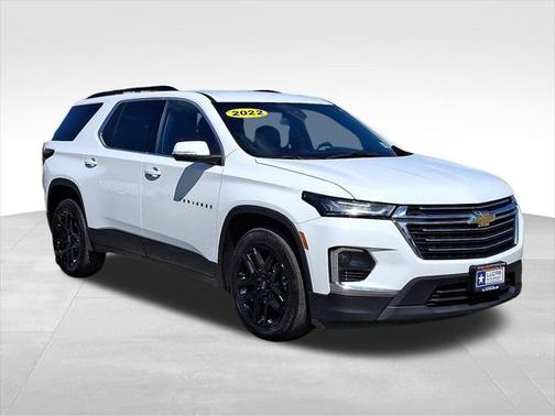 2022 Chevrolet Traverse LT Leather