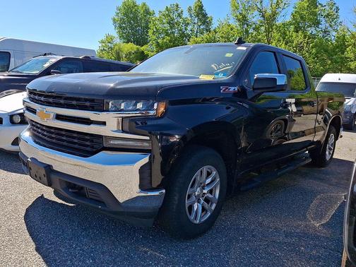 Black 2020 Chevrolet Silverado 1500 LT