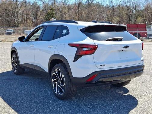 2025 Chevrolet Trax FWD 2RS