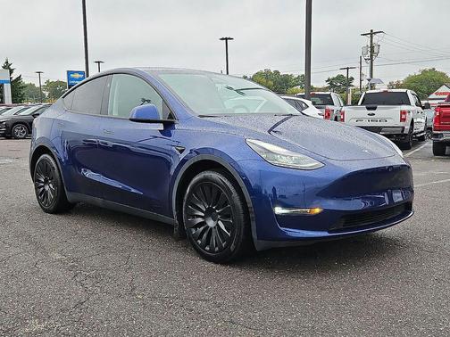 2024 Tesla Model Y Long Range Dual Motor All-Wheel Drive