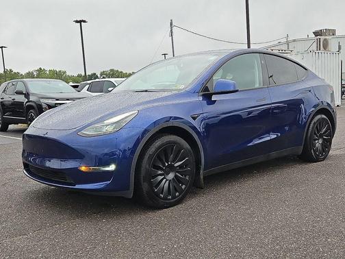 2024 Tesla Model Y Long Range Dual Motor All-Wheel Drive