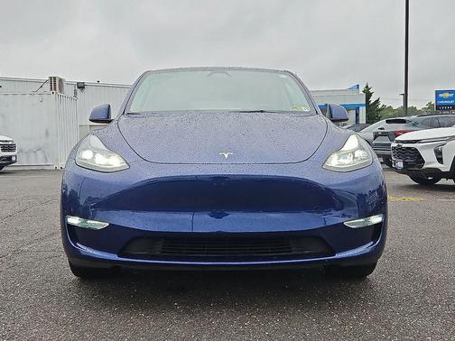 2024 Tesla Model Y Long Range Dual Motor All-Wheel Drive