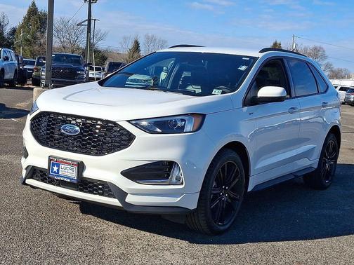 2022 Ford Edge ST Line