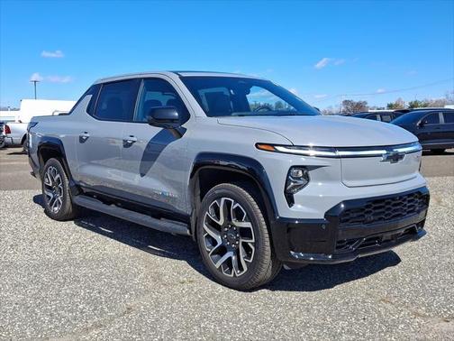 2025 Chevrolet Silverado EV RST