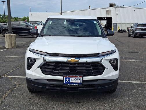 Summit White 2026 Chevrolet Trailblazer LS