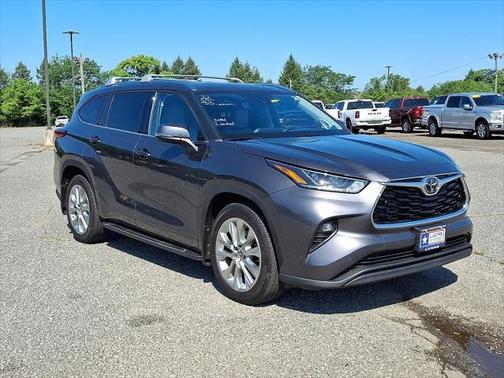 2022 Toyota Highlander Limited
