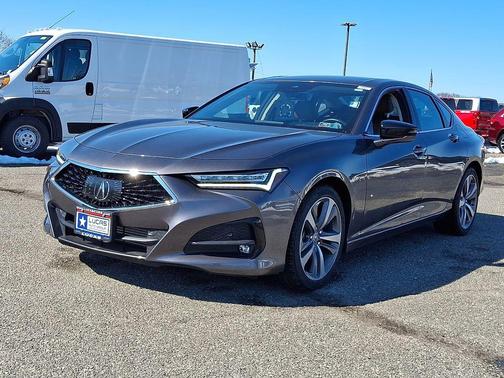 2023 Acura TLX Advance