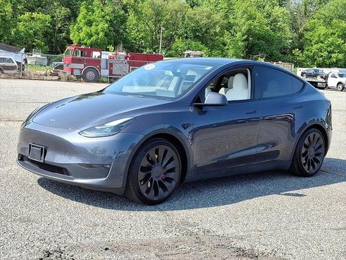 2023 Tesla Model Y Performance Dual Motor All-Wheel Drive