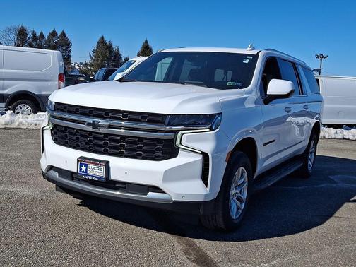 2023 Chevrolet Suburban LS